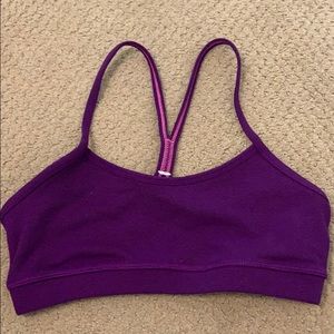 Lululemon flow y sports bra